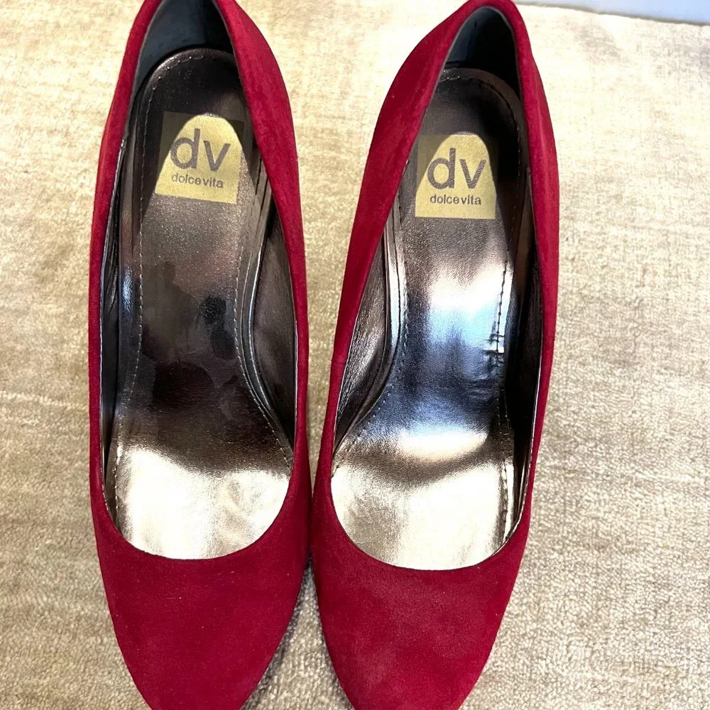 Dolce Vita gorgeous red