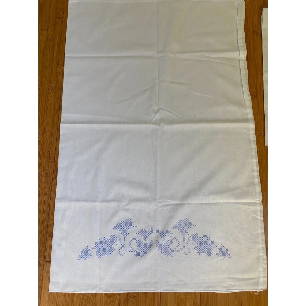 New Herrschners Morning Glory Cross Stitch Kit Pillowcases & Dresser Scarf Set