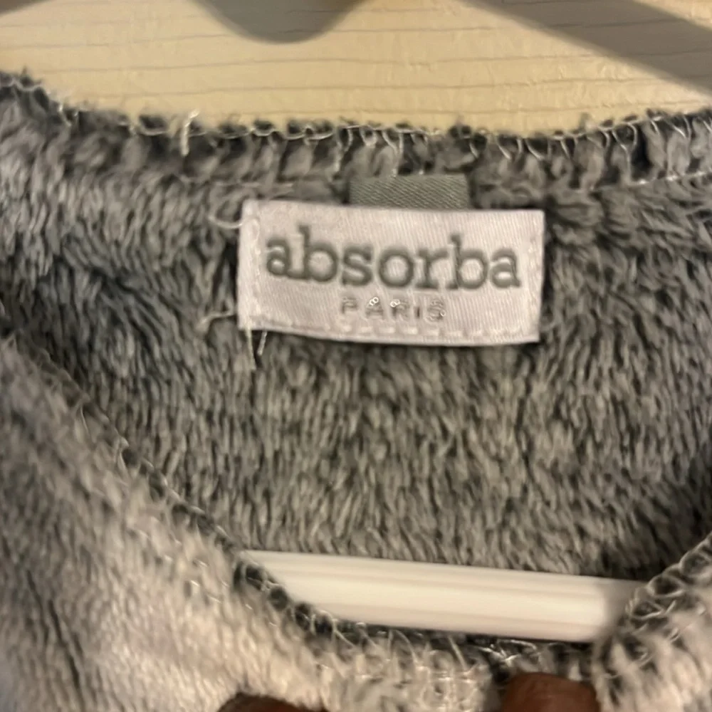 Absorba soft gray