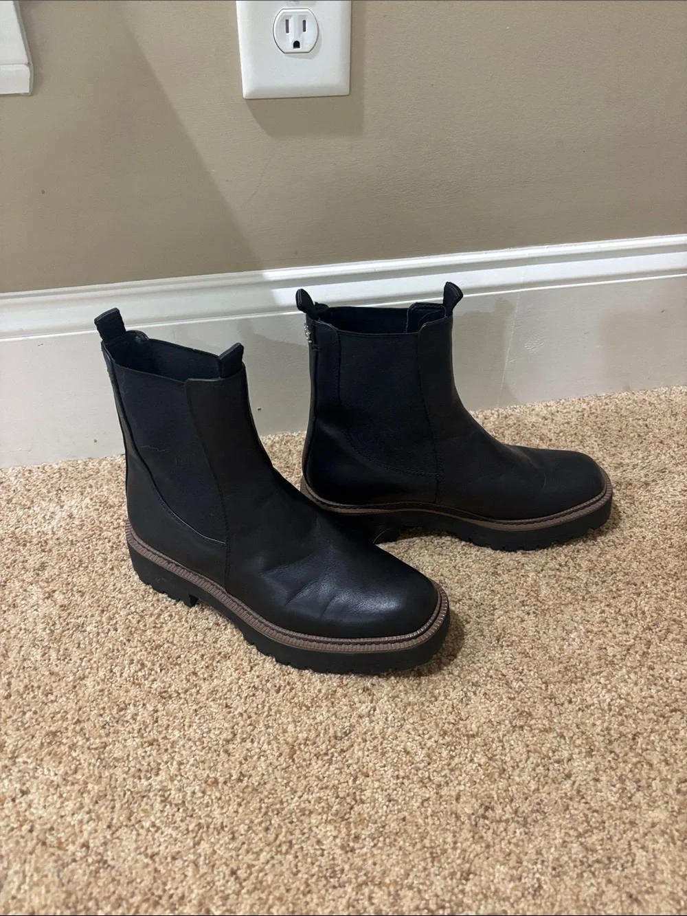 Sam Edelman classic black