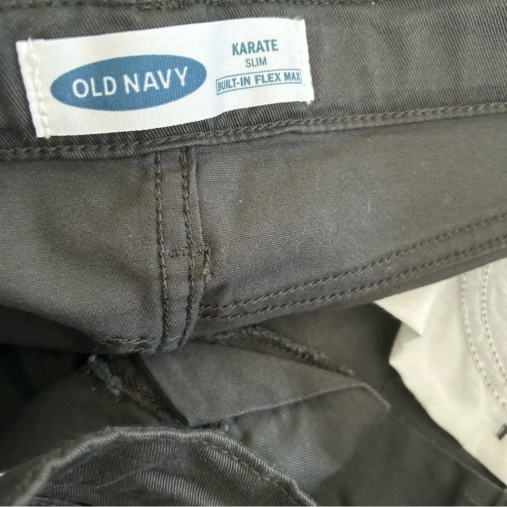 Old Navy solid 16