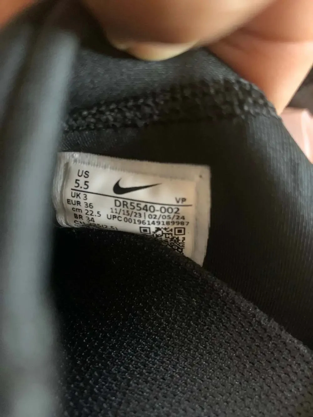 Nike go flyease