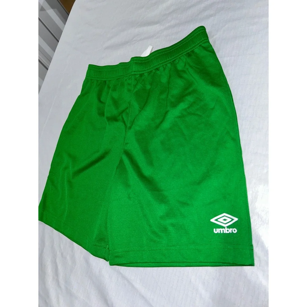 Umbro Green Soccer Shorts Youth Large 14/16 Athletic Mesh Training Drawstring‎