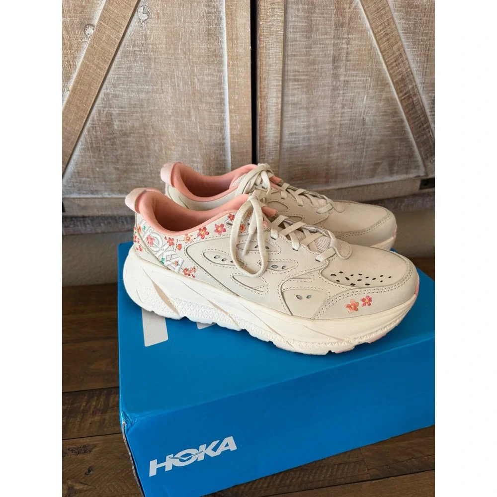 Hoka Clifton LS Vibrant Blooms Cream Floral Embroidery Sneakers 1150911 Size 7.5