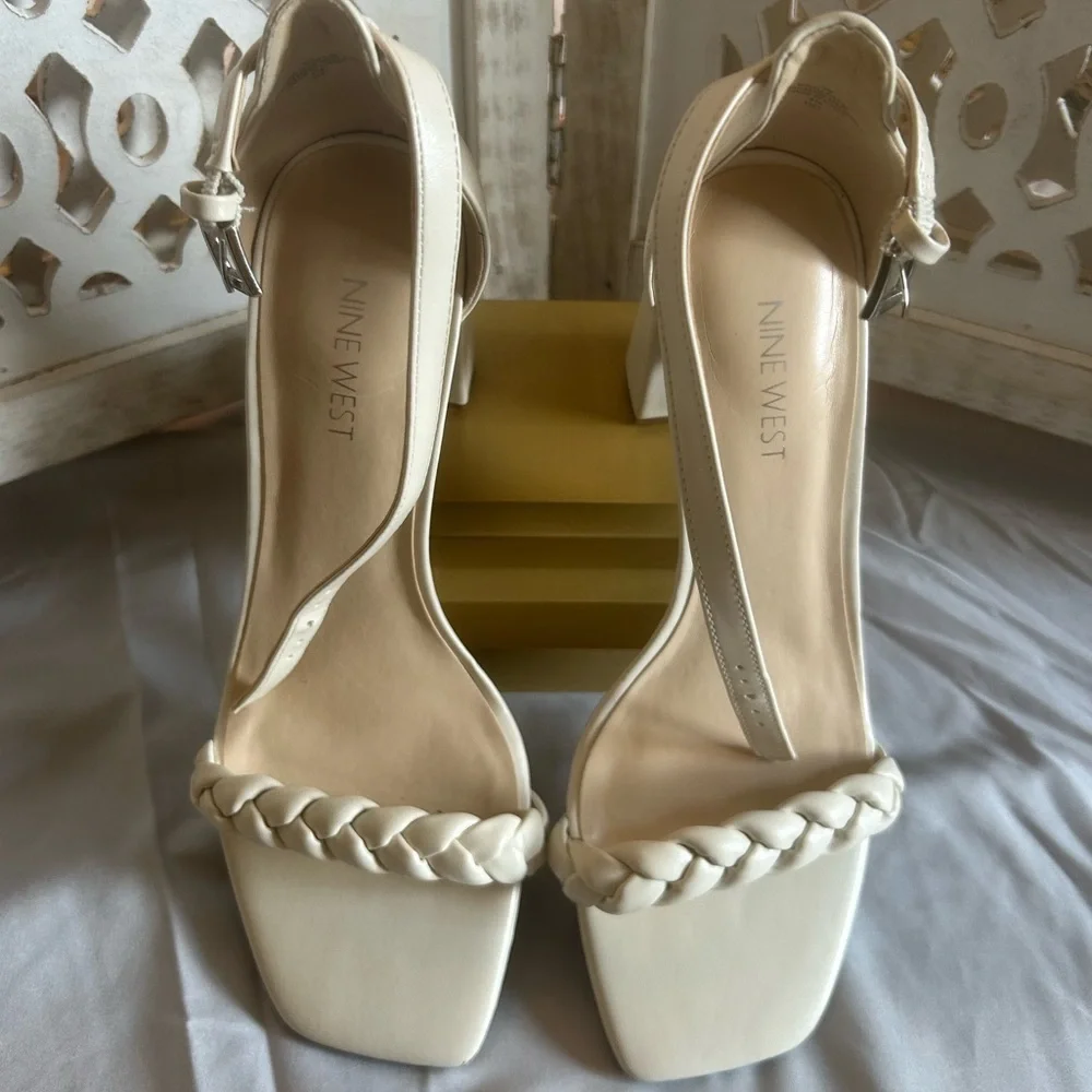Nine West chic nine