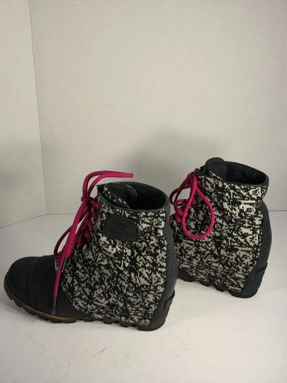 Sorel ankle wedge