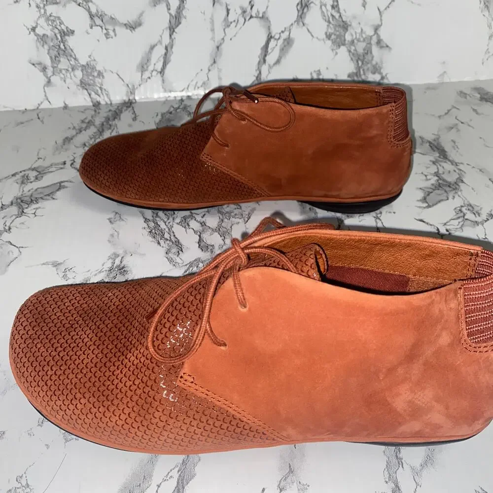 Camper brown nubuck