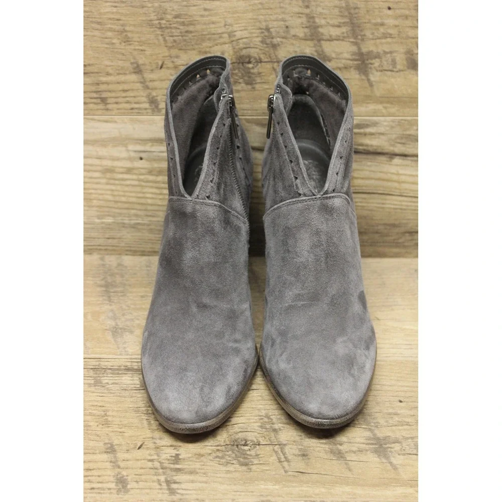 Vince Camuto we re
