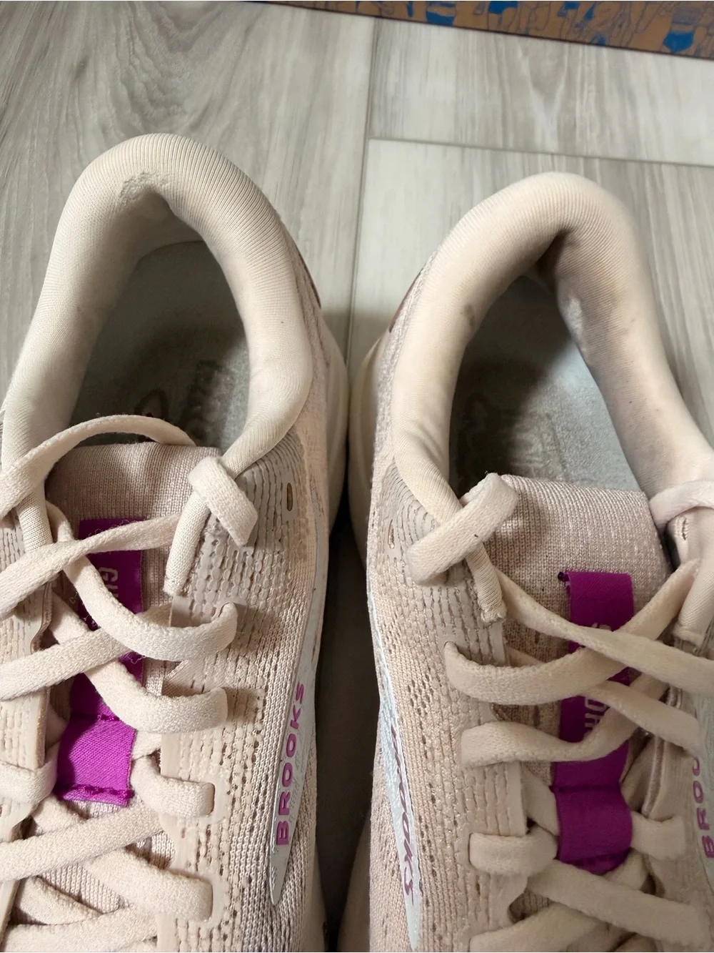 Brooks ghost 16