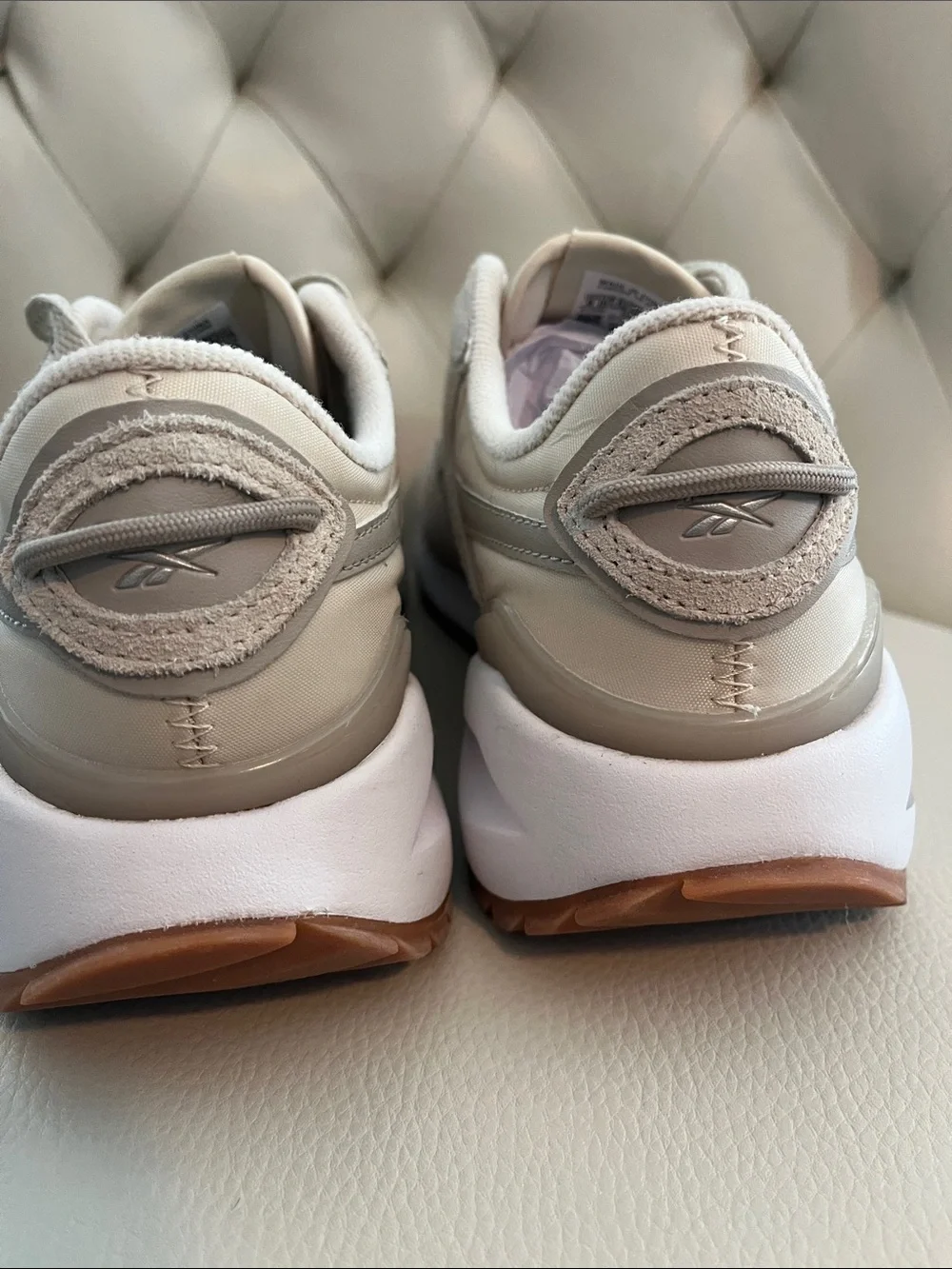 Reebok casual low
