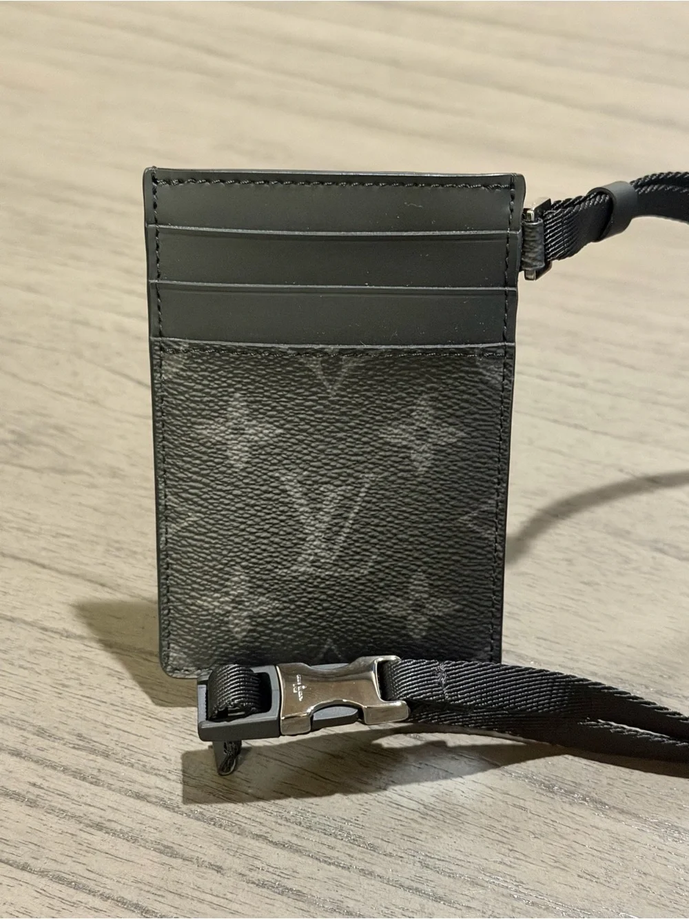 Louis Vuitton slim card