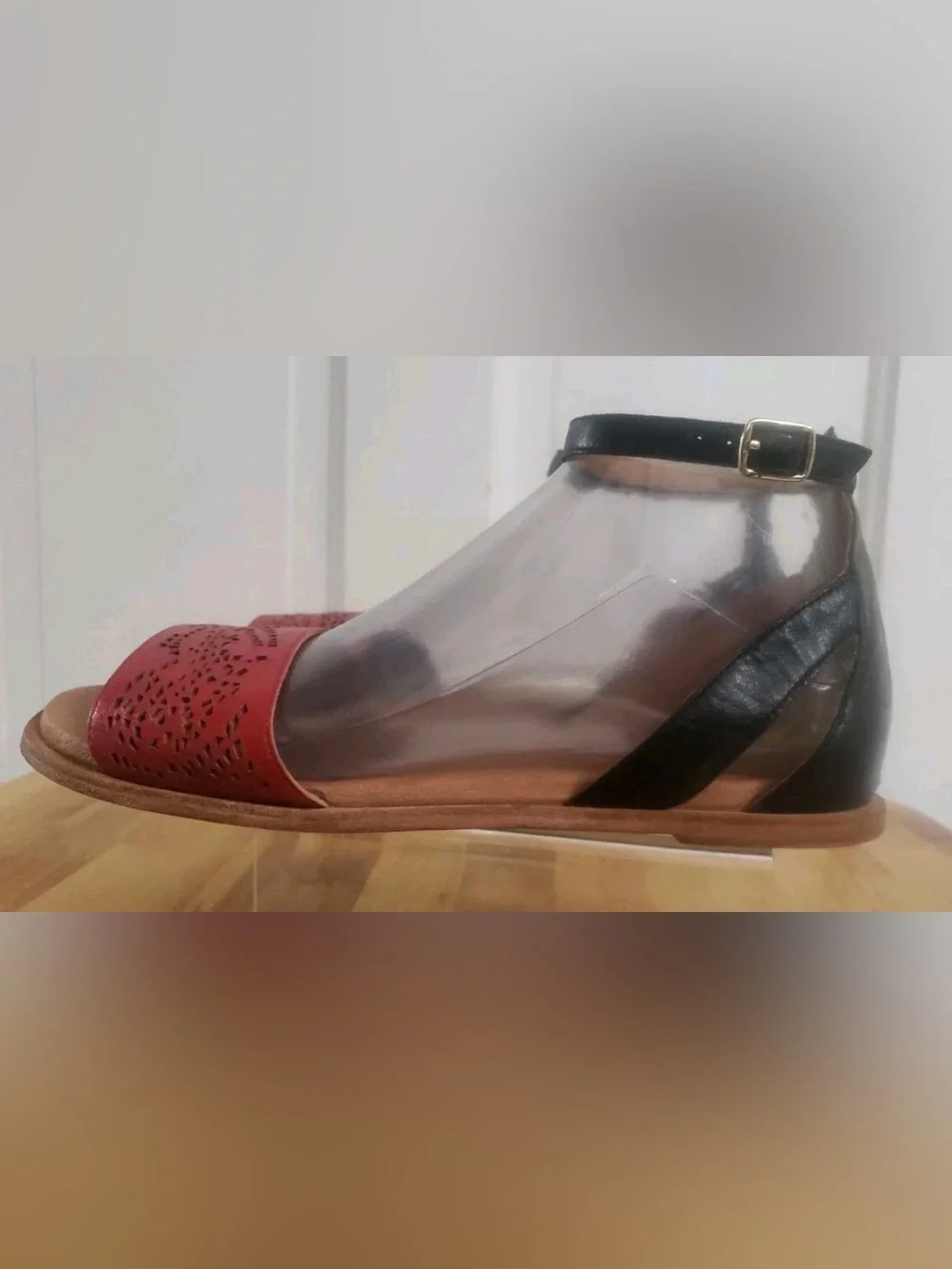 Geewawa stylish red