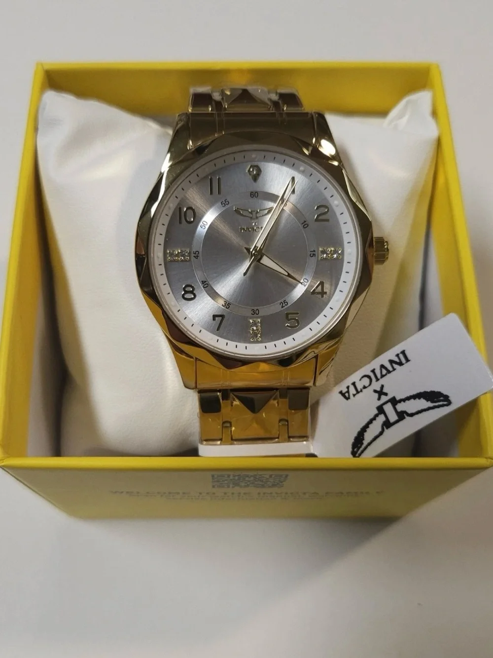 Invicta stylish wristwatch