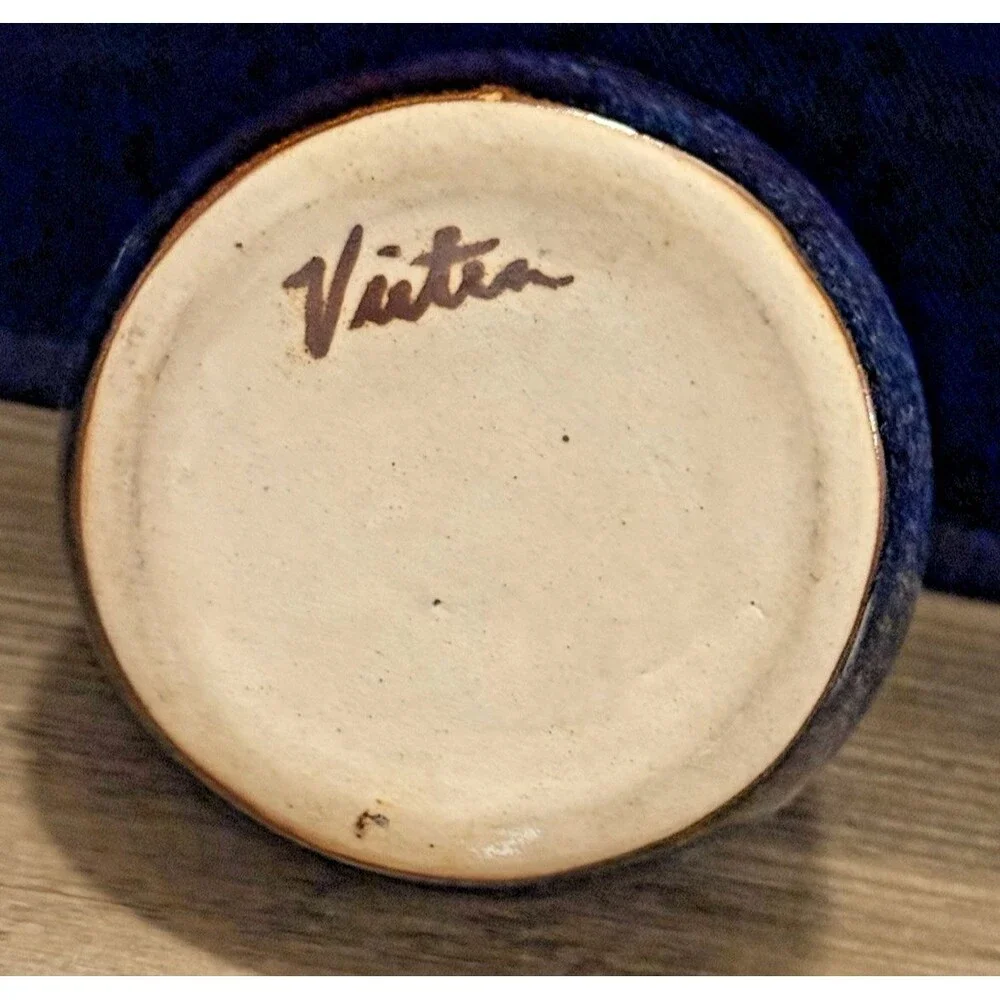 Unbranded this vintage