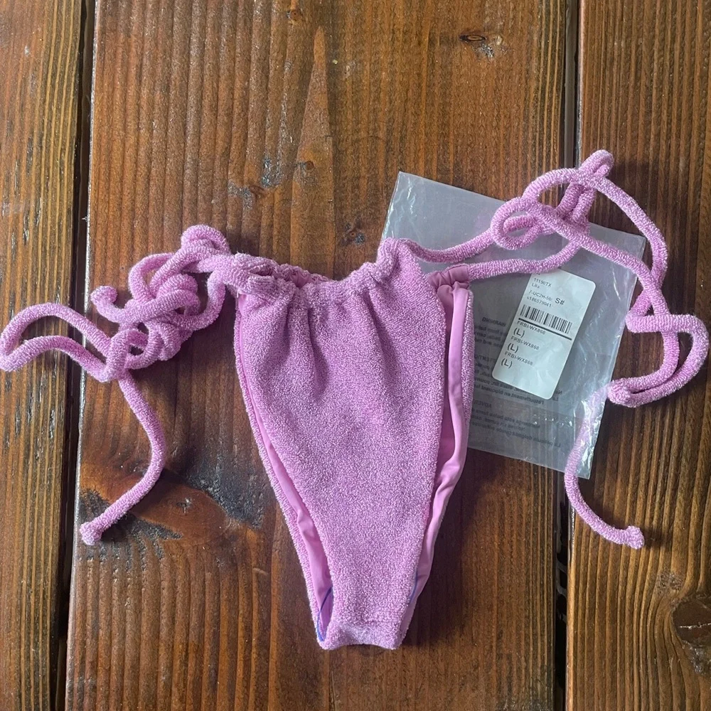 Frankies Bikinis nwt size