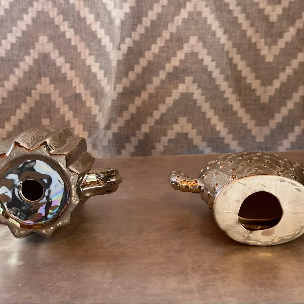 N/A decorative gold