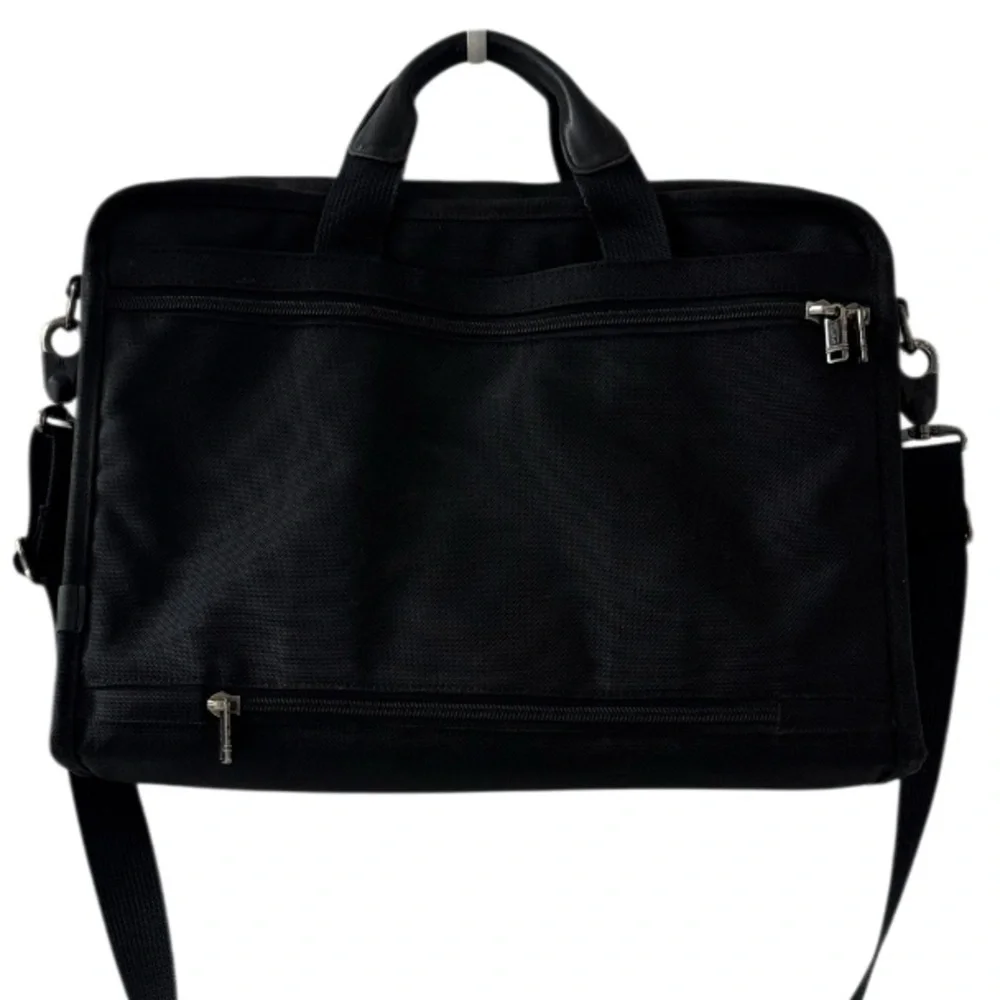 Tumi approximate briefcase wear