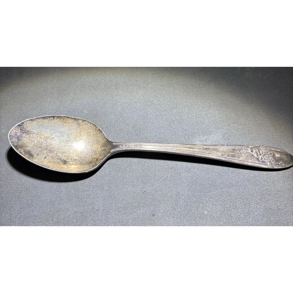 VTG 1946‎ Queen Bess II Tudor Silver Plate Oneida Community 6