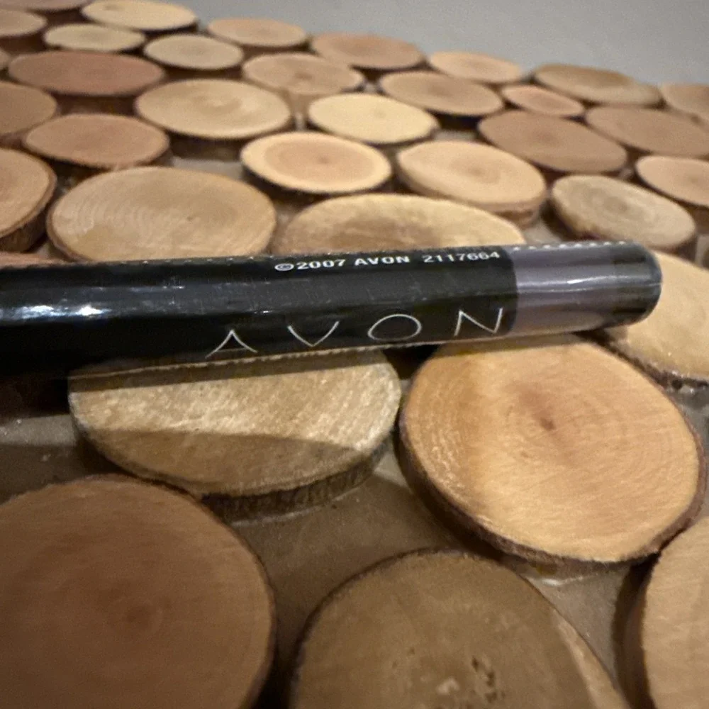 Avon glimmersticks chromes