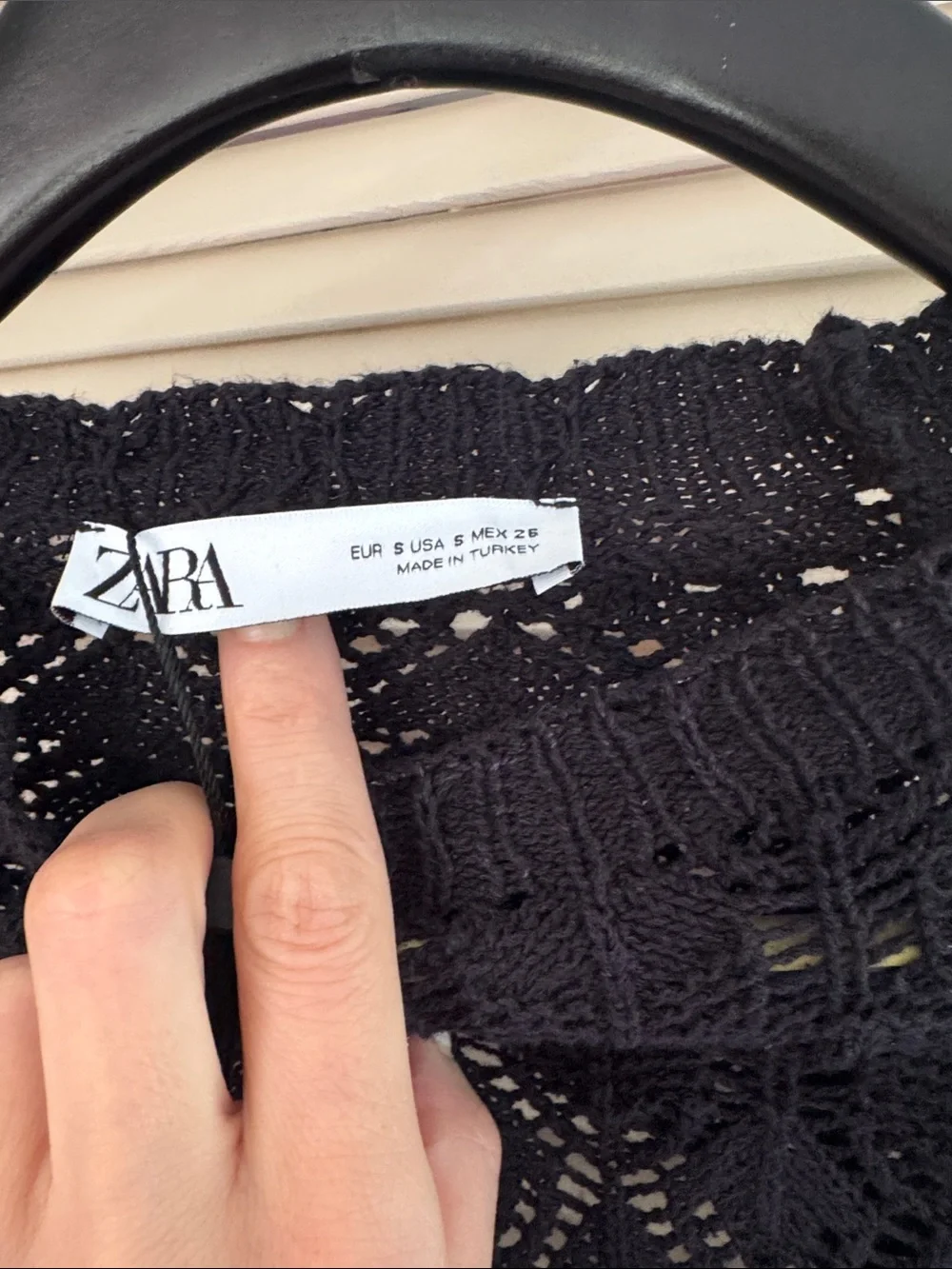 Zara Black Crochet Knit Long-Sleeve Crop Top