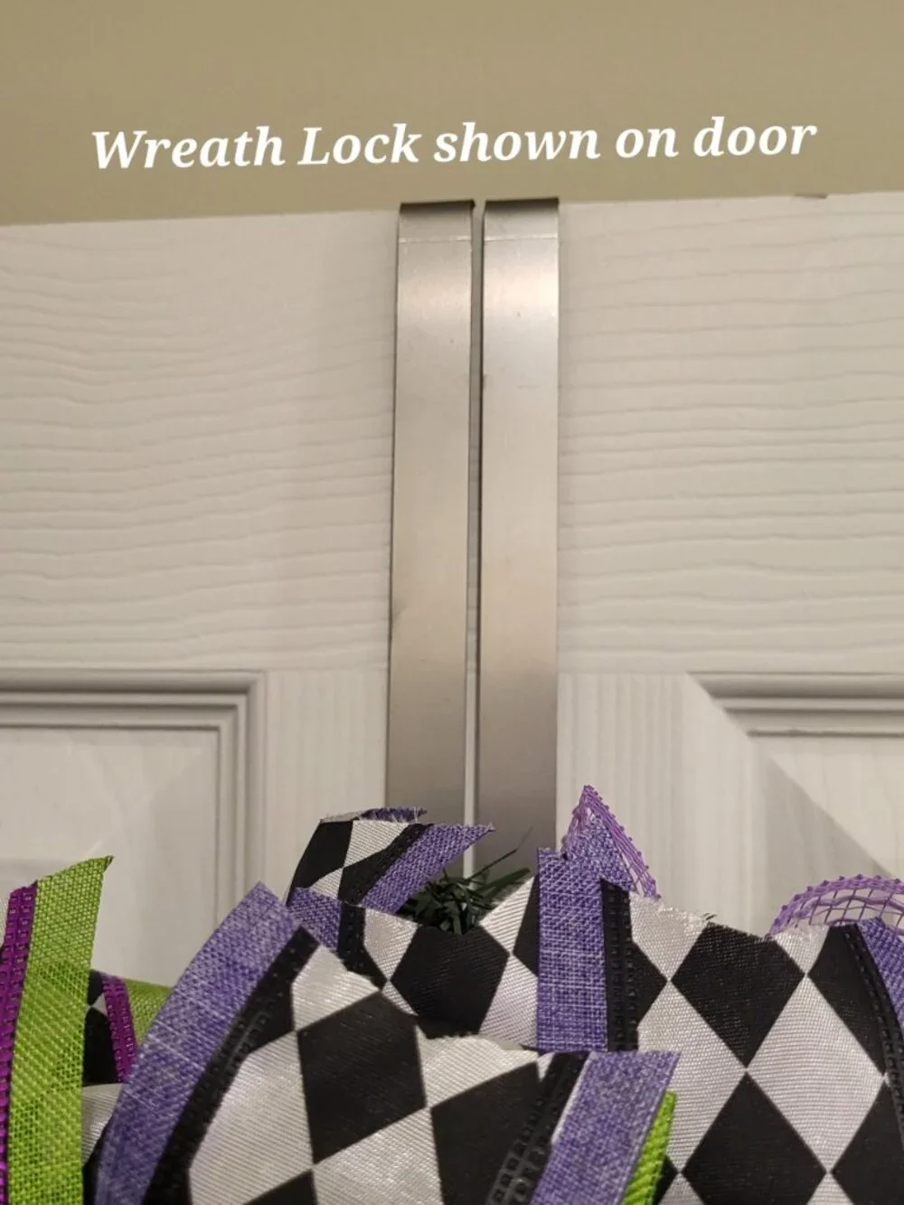 Wreath Lock by The Wreath Meshine wreath lock