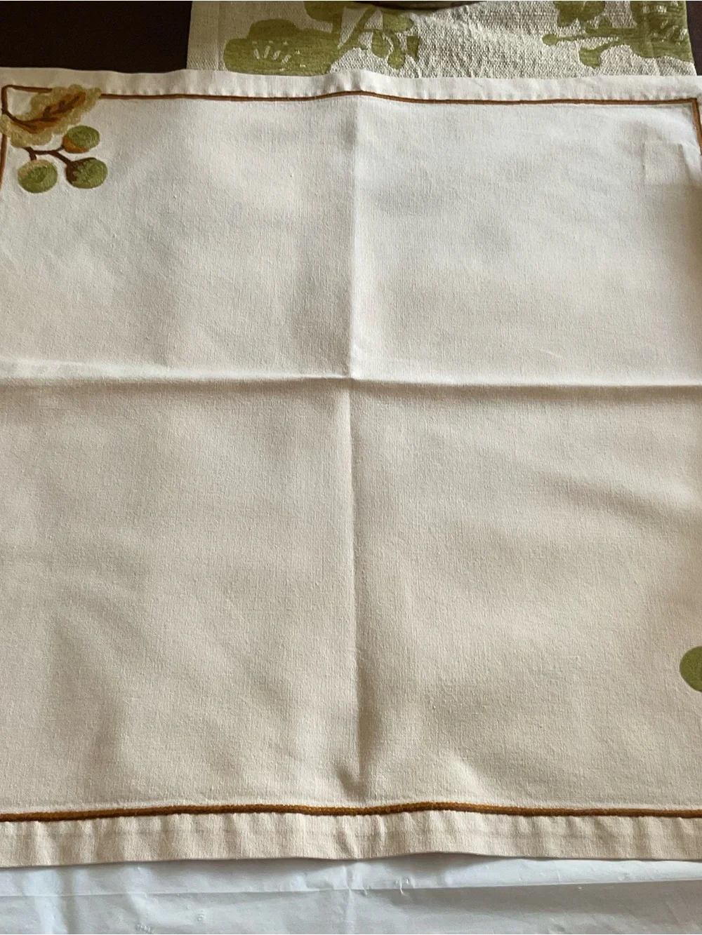 Williams Sonoma set cloth