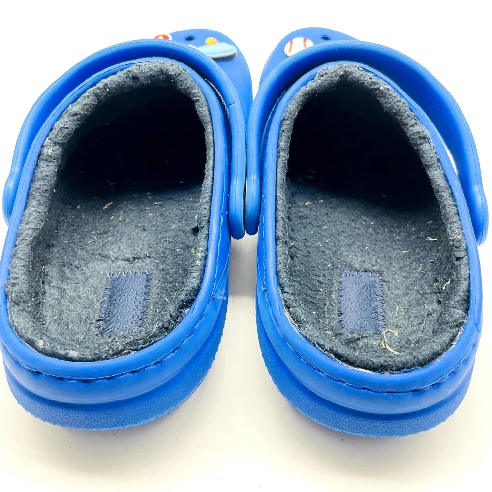 CROCS fun pair