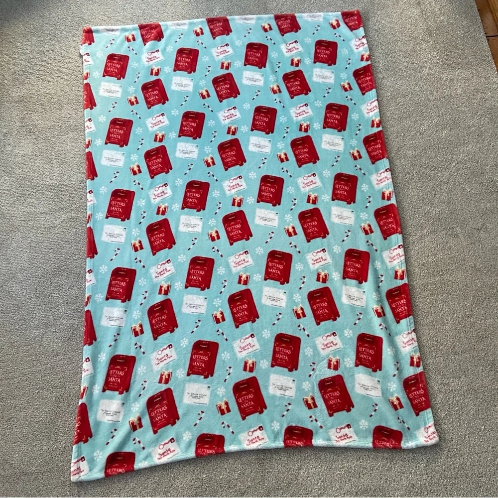 Artisan christmas throw