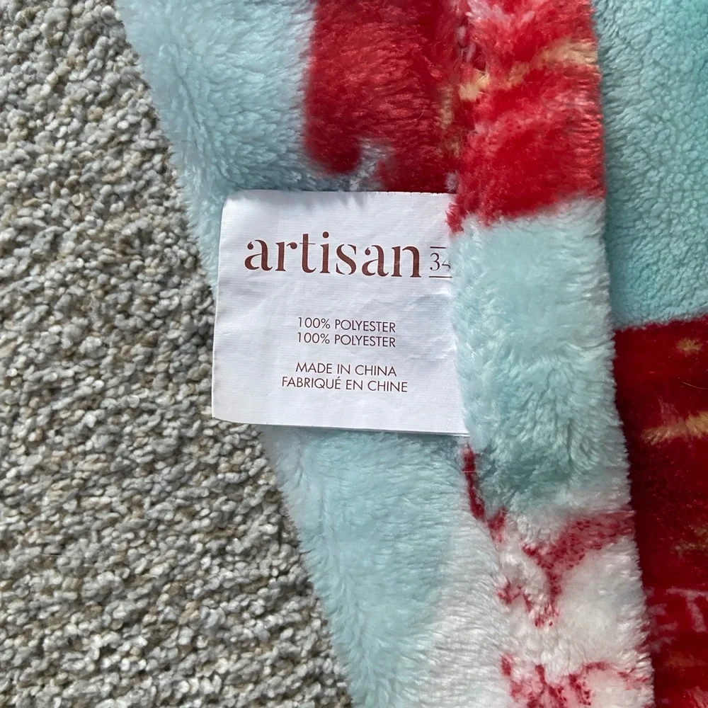 Artisan christmas throw