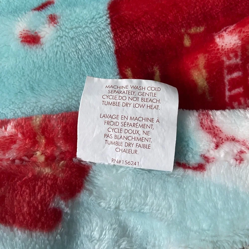 Artisan christmas throw