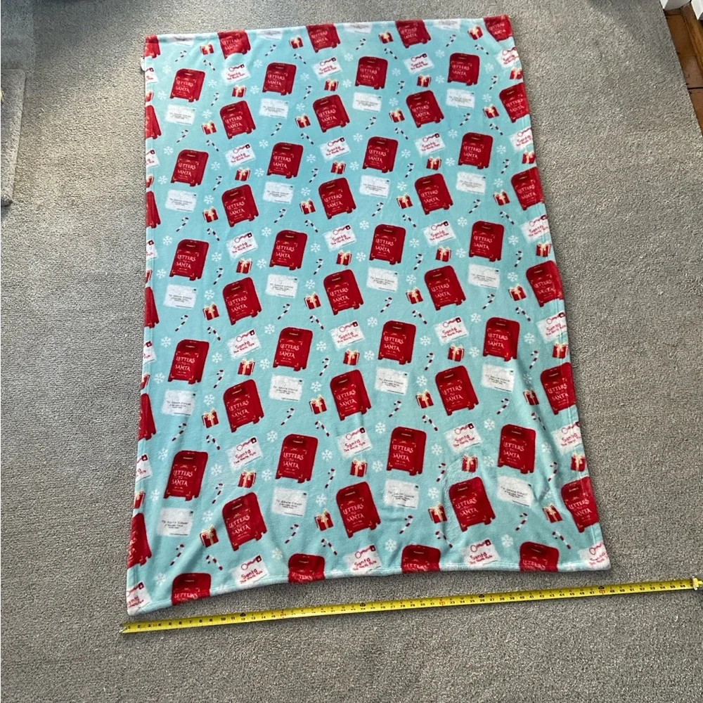 Artisan christmas throw