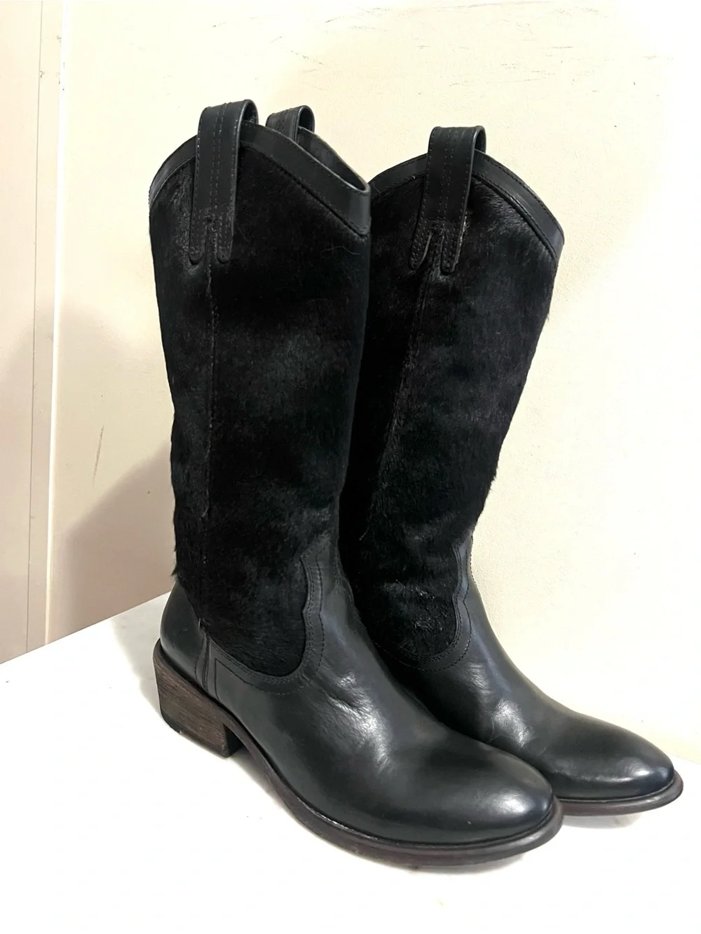 Frye tall over