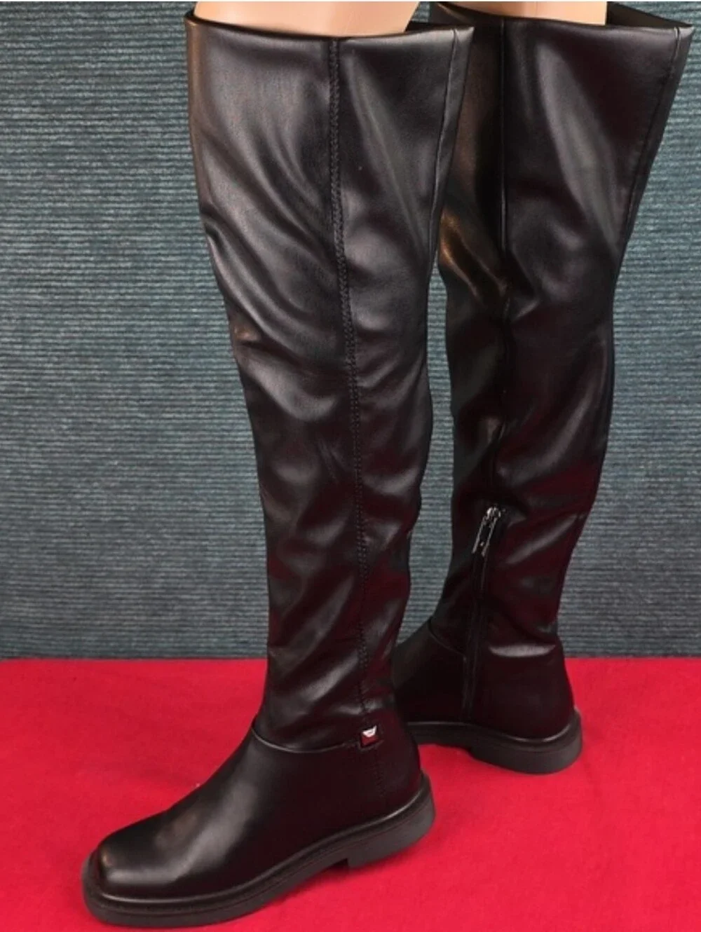 Franco Sarto size 25