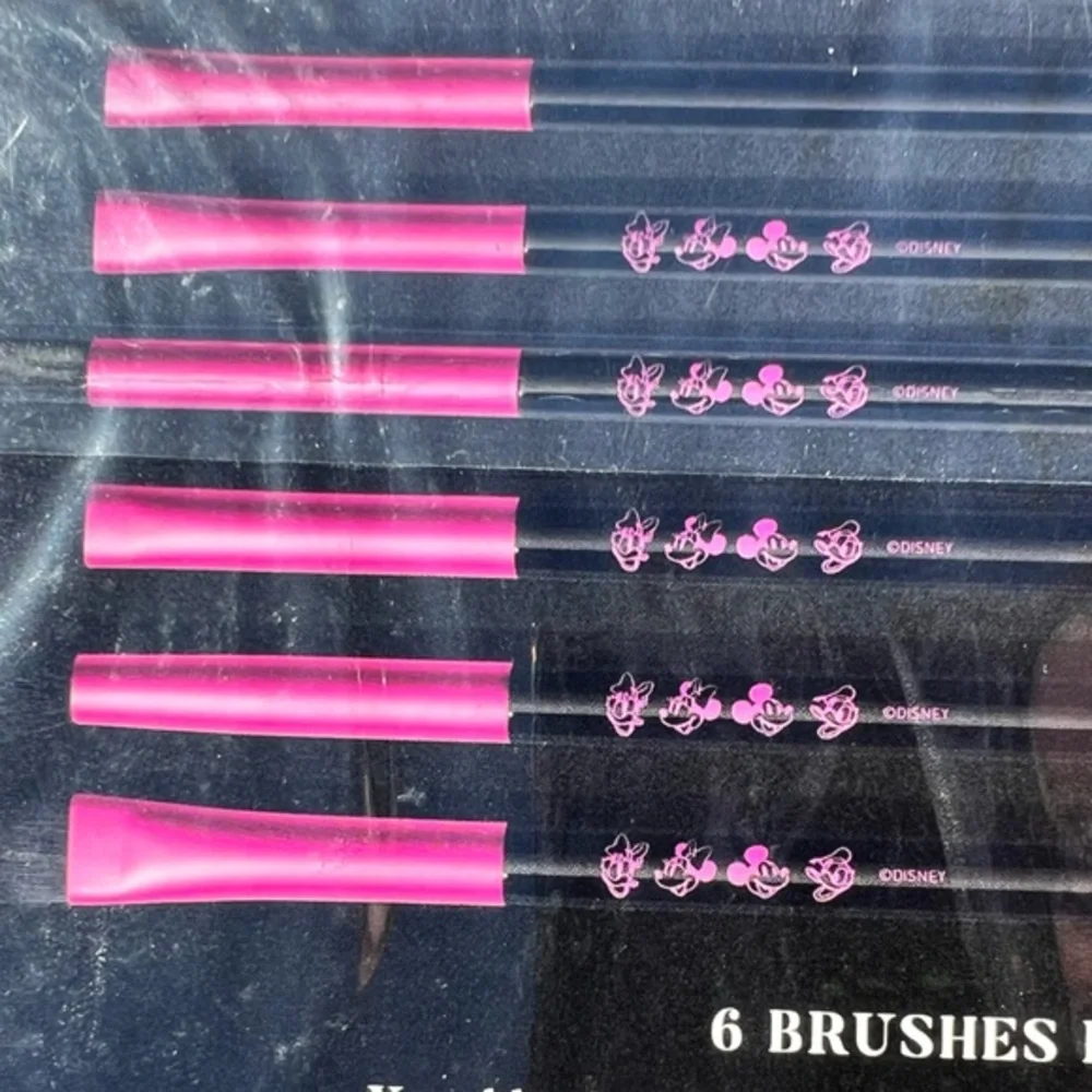 Morphe mickey friends