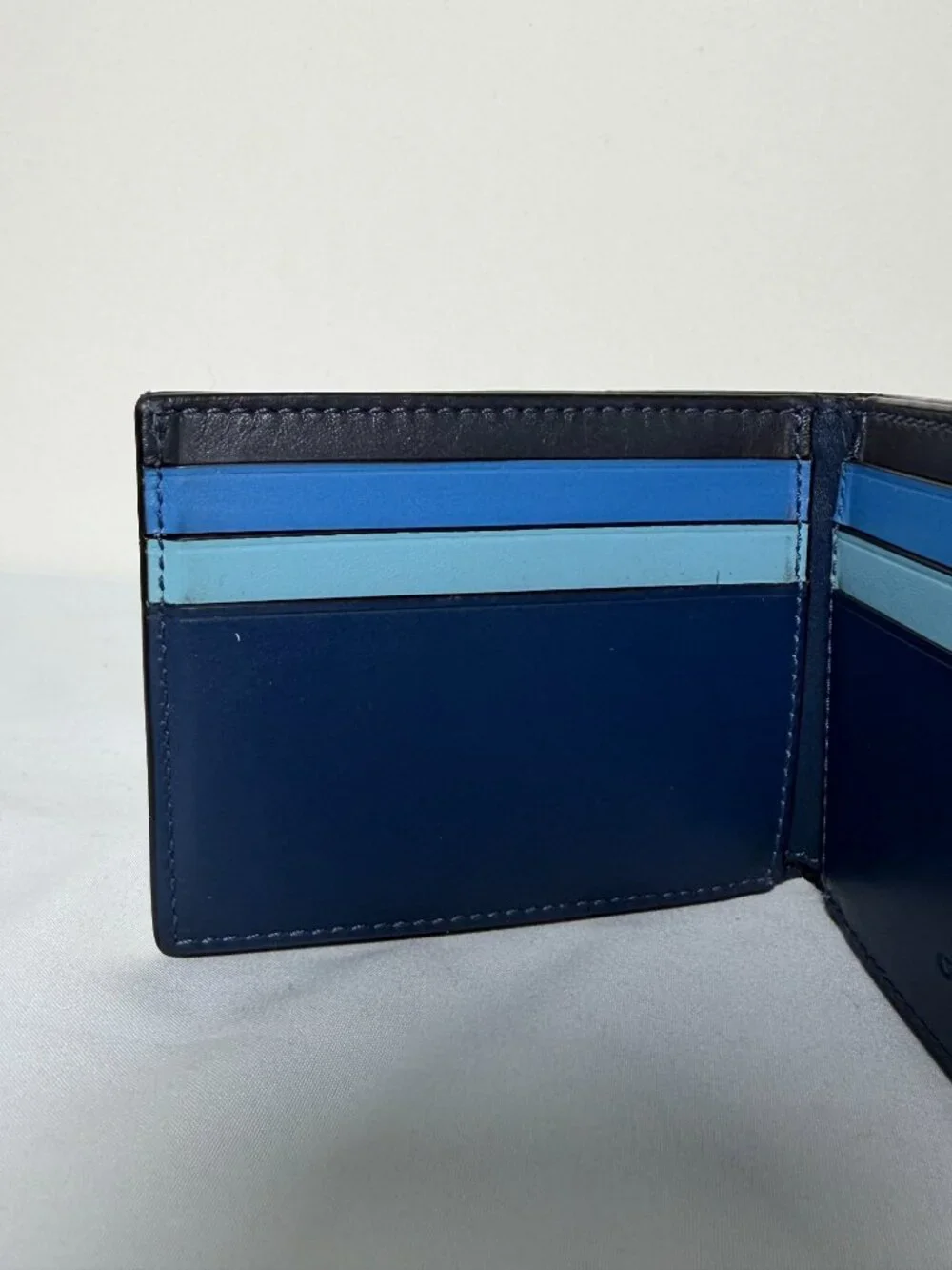 Coach colorblock slim