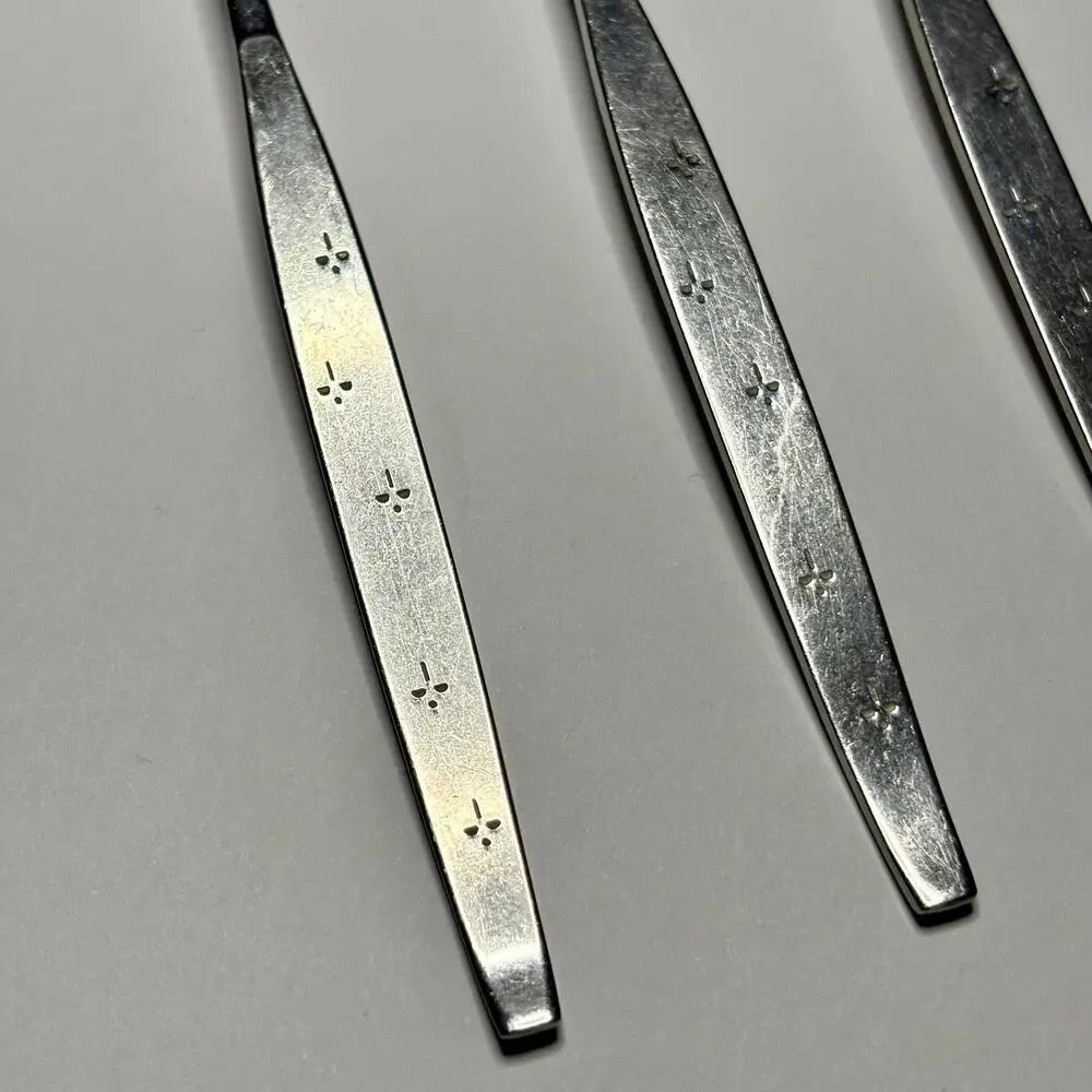 Oneida Community CELEBRITY Stainless 4 Iced Tea Spoons MCM w/ White Stars