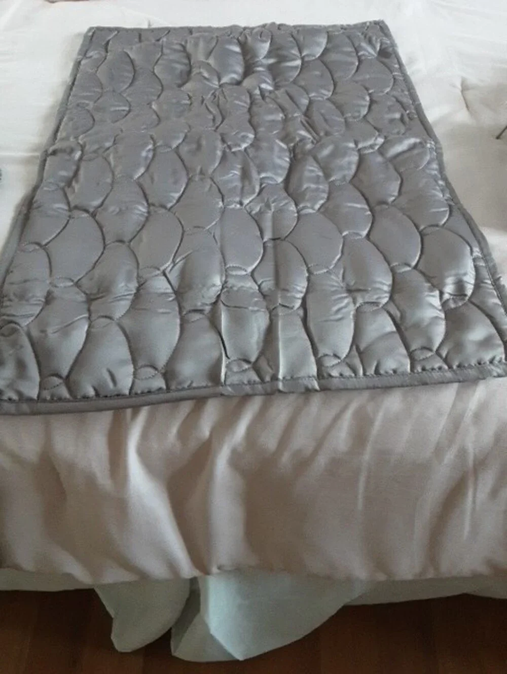 Barbara Barry quilted set gray
