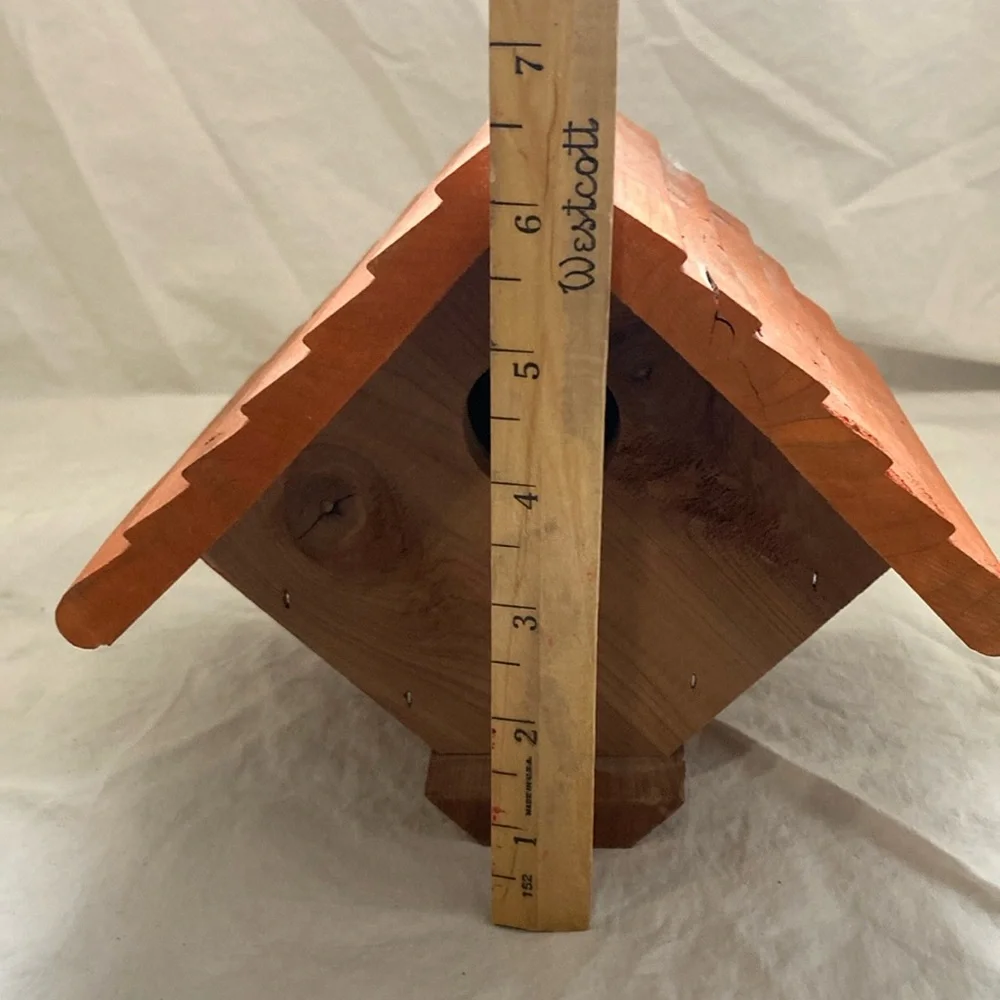 N/A wooden birdhouse