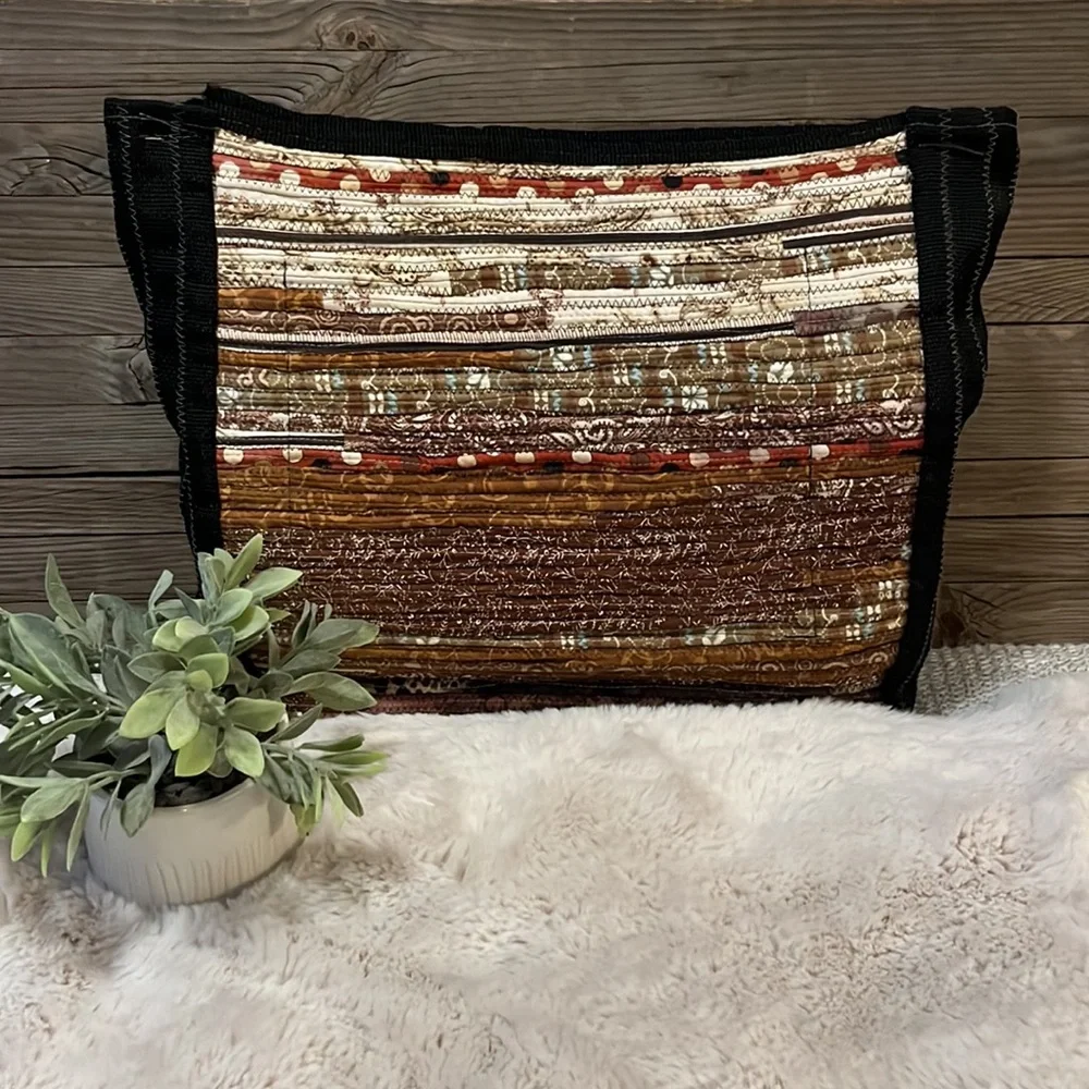 Hand Crafted Quilted Patchwork Rug Everyday Laptop Computer Tote Bag Purse