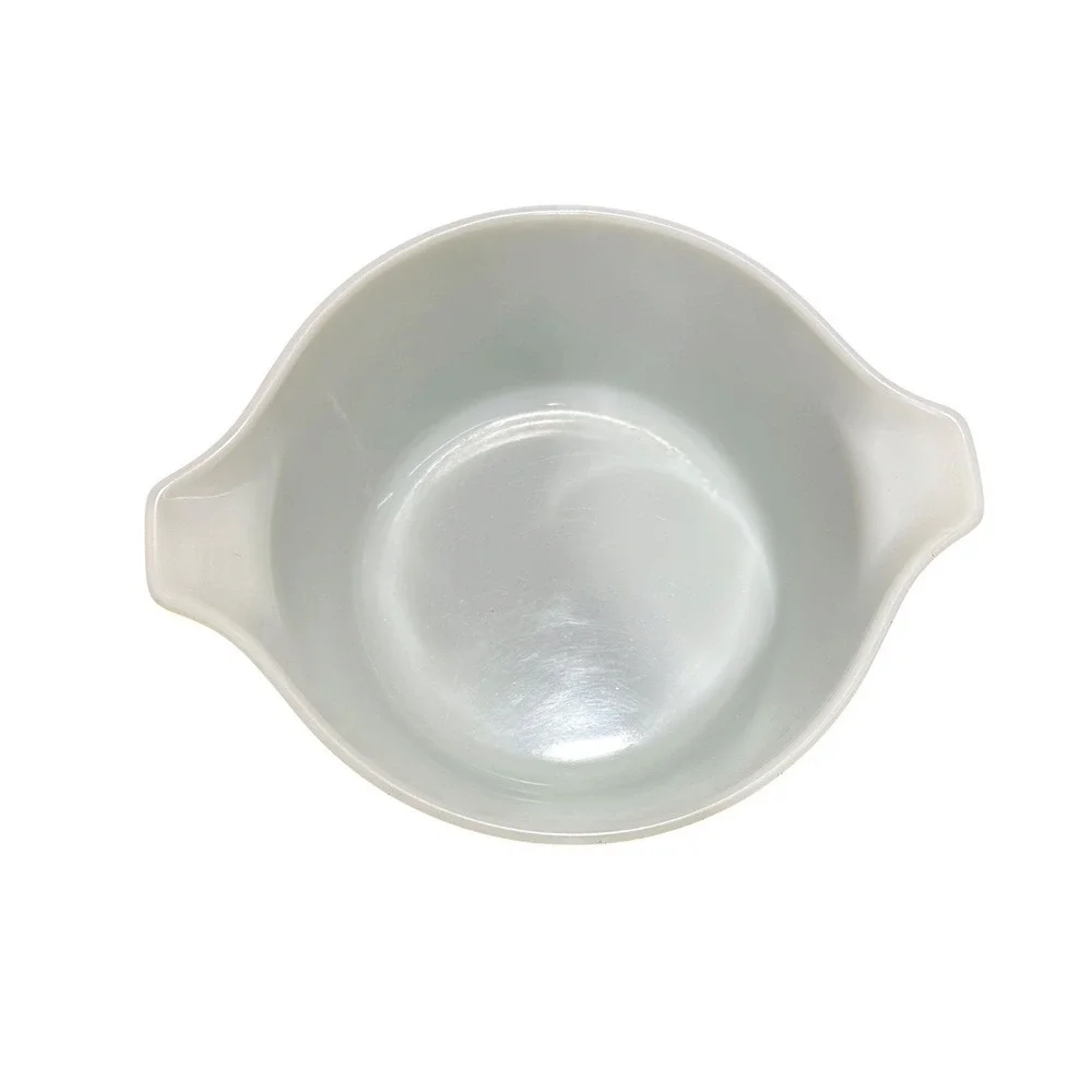Pyrex vintage casserole