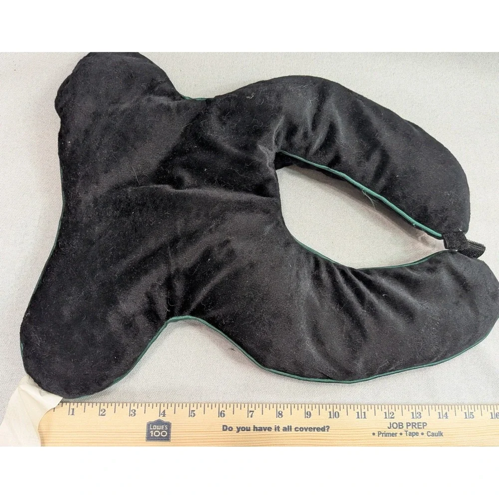 Unbranded travel neck