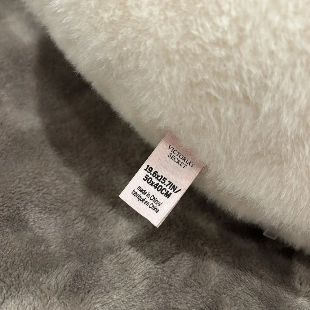 Victorias Secret excellent no