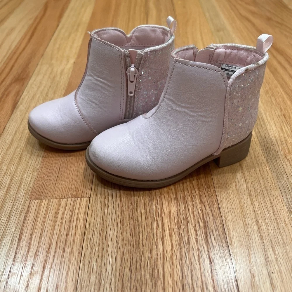 OshKosh Bgosh adorable pink