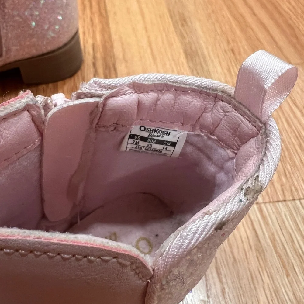 OshKosh Bgosh adorable pink