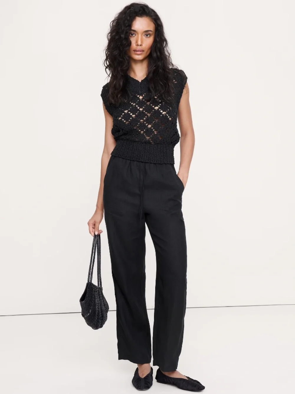 NWT Banana Republic The Getaway Straight-Leg Pull-On Pant in Linen // Black