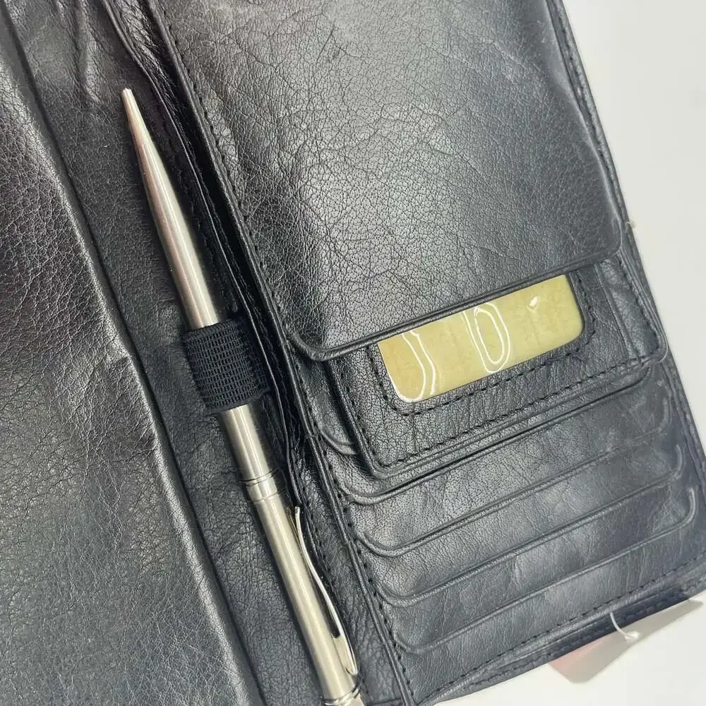Fossil vintage black