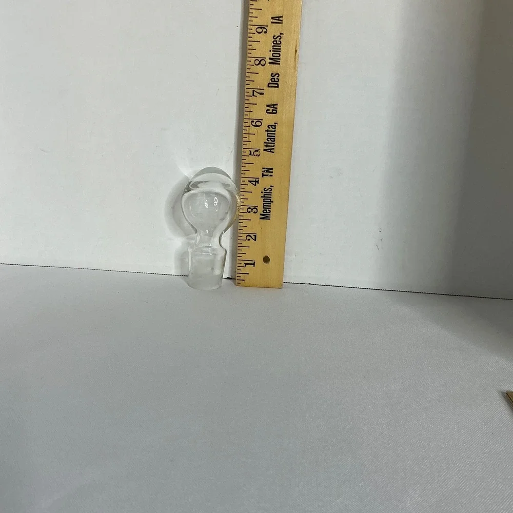 N/A century decanter