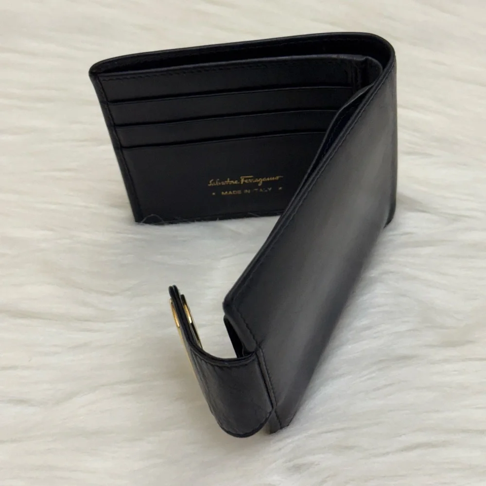 Salvatore Ferragamo salvatore ferragamo