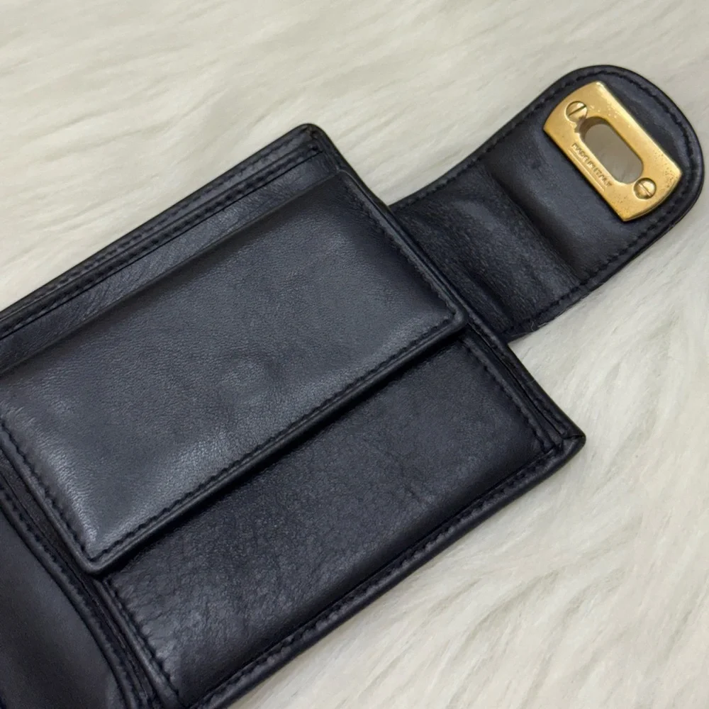 Salvatore Ferragamo salvatore ferragamo