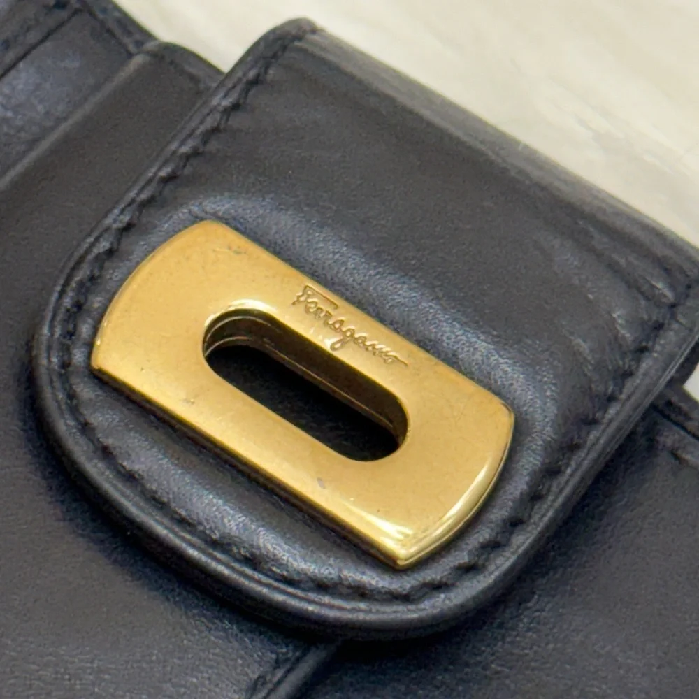 Salvatore Ferragamo salvatore ferragamo